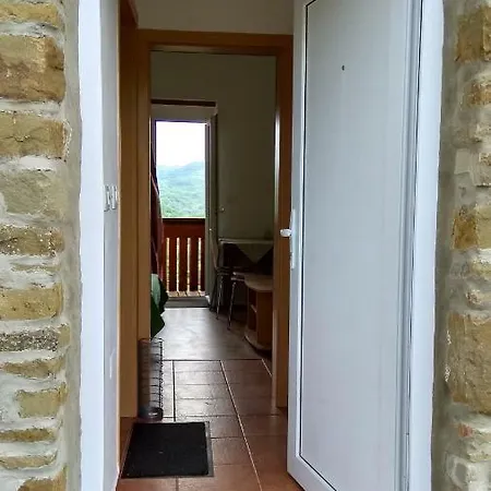 Apartmaji Апартаменты Suhorje