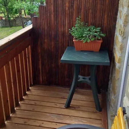 Daire Apartmaji Suhorje